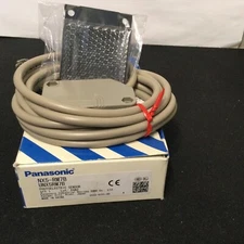 Panasonic Photoelectric Sensor w/ Reflector  UNX5RM7B (LN40M)