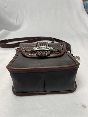Borsa a tracolla Brighton in pelle nera marrone con patta stampa coccodrillo vintage - Foto 10 di 15
