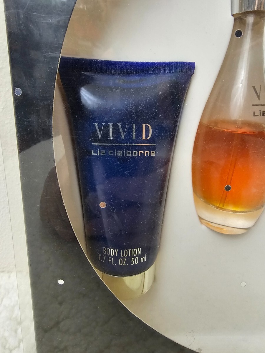 Vintage NOS Liz Claiborne Vivid Gift Set Spray Body Powder