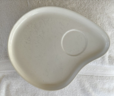 Vintage MCM White Kidney Shaped Luncheon Snack Plates Century Japan