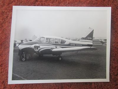 FOTO FLUGZEUG FLUGZEUG PIPER PA-23-250 AZTEKEN G-ARFR OXFORD AVIATION