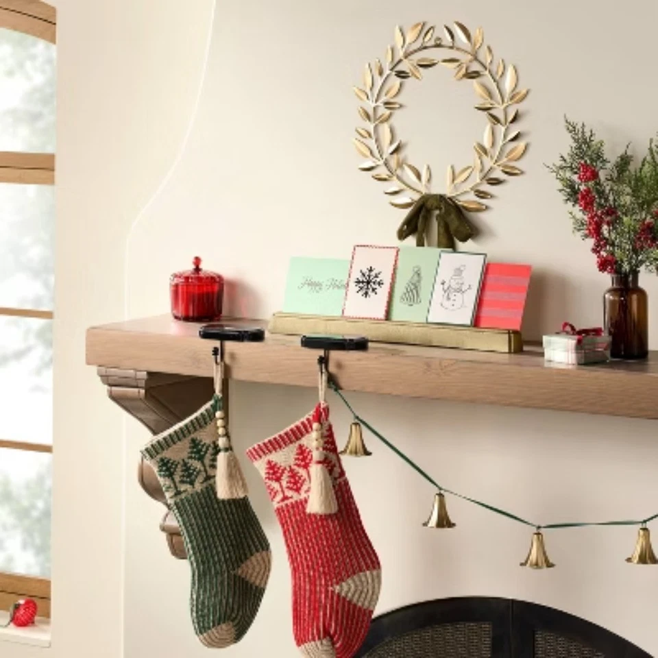 Medias de punto de árbol de 20" - Hearth & Hand™ con magnolia Foto 3 de 4