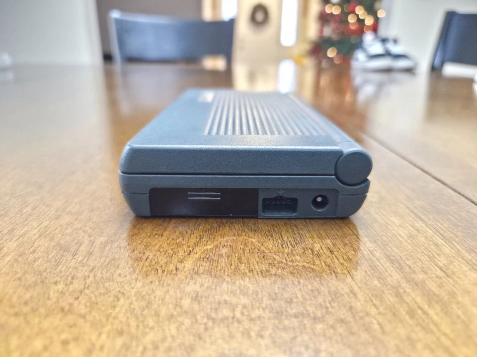 PC HP 200LX Palmtop - 2 MB de RAM Foto 4 de 4