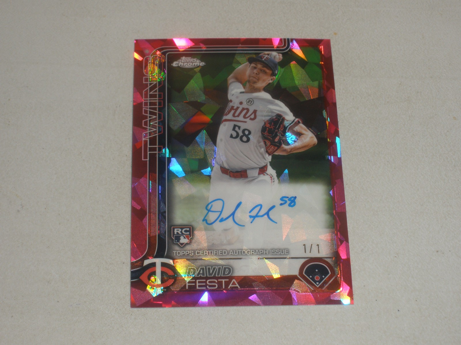 2025 Topps Chrome Sapphire Padparadscha Refractor Auto #DF David Festa 1/1 RC