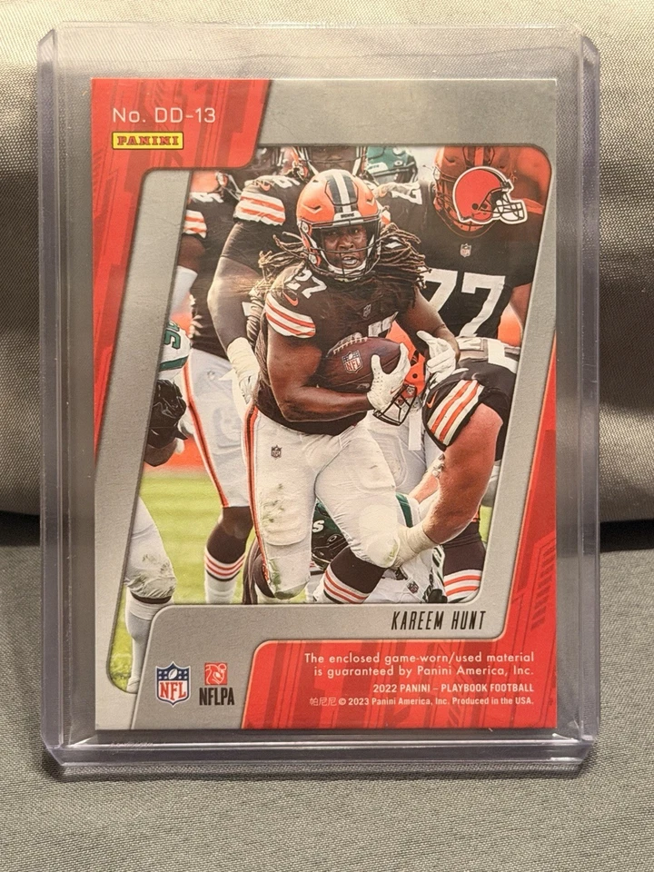 2022 Panini Playbook - Down and Dirty Kareem Hunt #DD-13 Green /49 (MEM) - Image 2 of 2