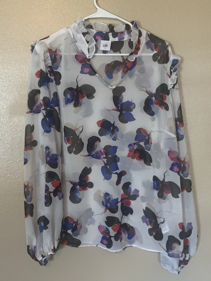 Blusa CAbi Orquídea Estilo 4426 Transparente Floral Volantes Cuello Manga Globo Talla L Foto 2 de 4