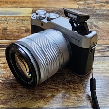 Fujifilm X-A10 Mirrorless Camera with 16-50mm Lens