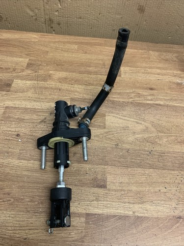 TOYOTA YARIS 2013 MK3 CLUTCH MASTER CYLINDER 31420-0D180 2012-2017
