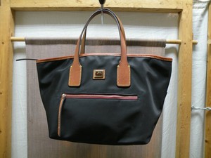 dooney & bourke wayfarer nylon tote with accessories