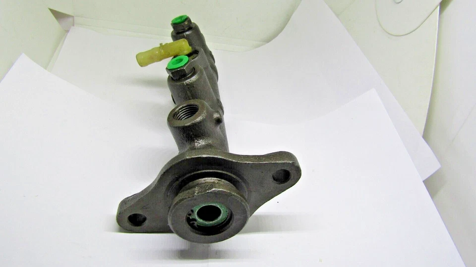 Cilindro maestro de freno Cardone 11-1893 Reman para Toyota Corolla 1980 Foto 4 de 4