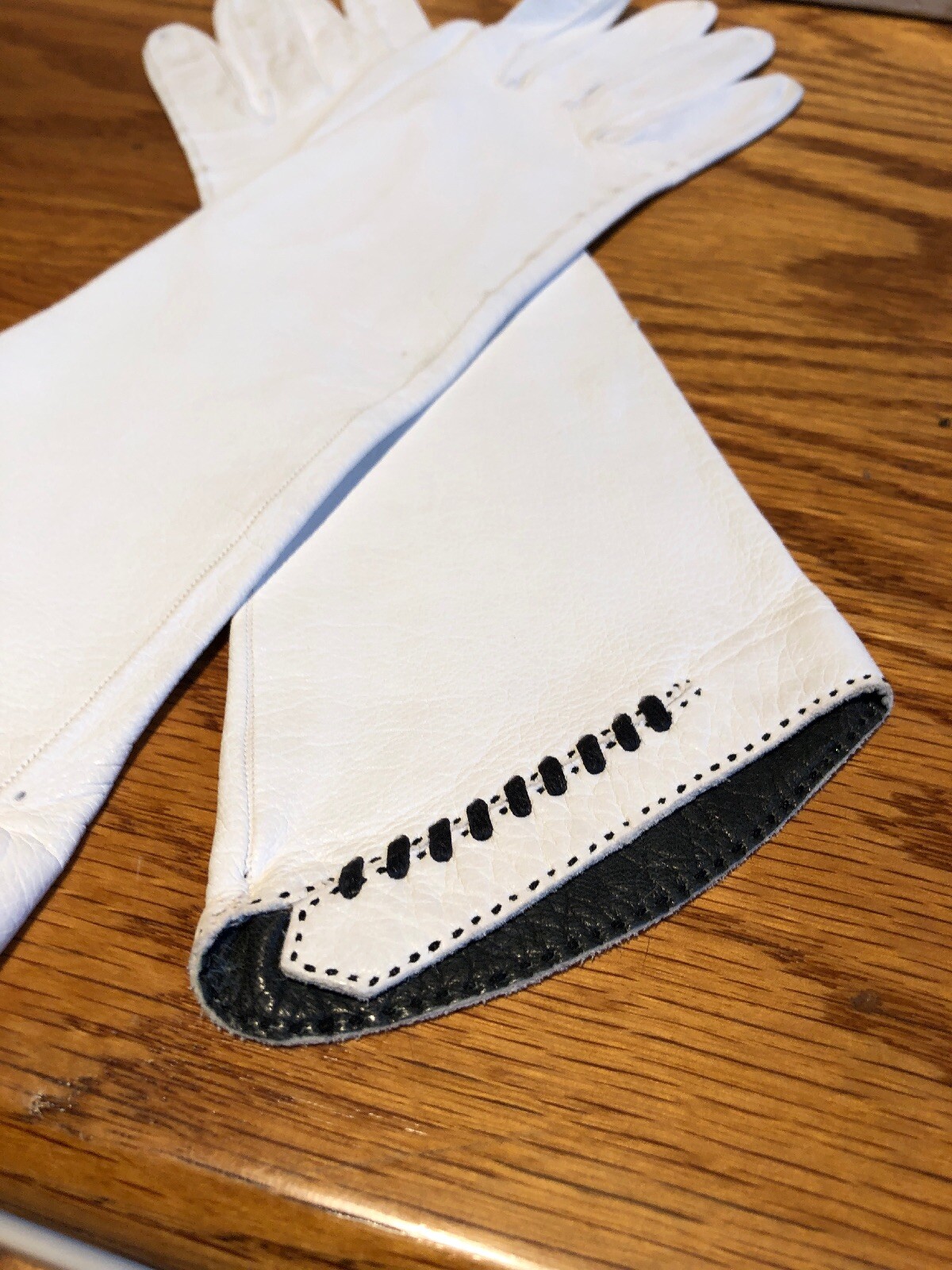 Vintage Kid Skin White Leather High Gloves Sz 6 Navy … Gem