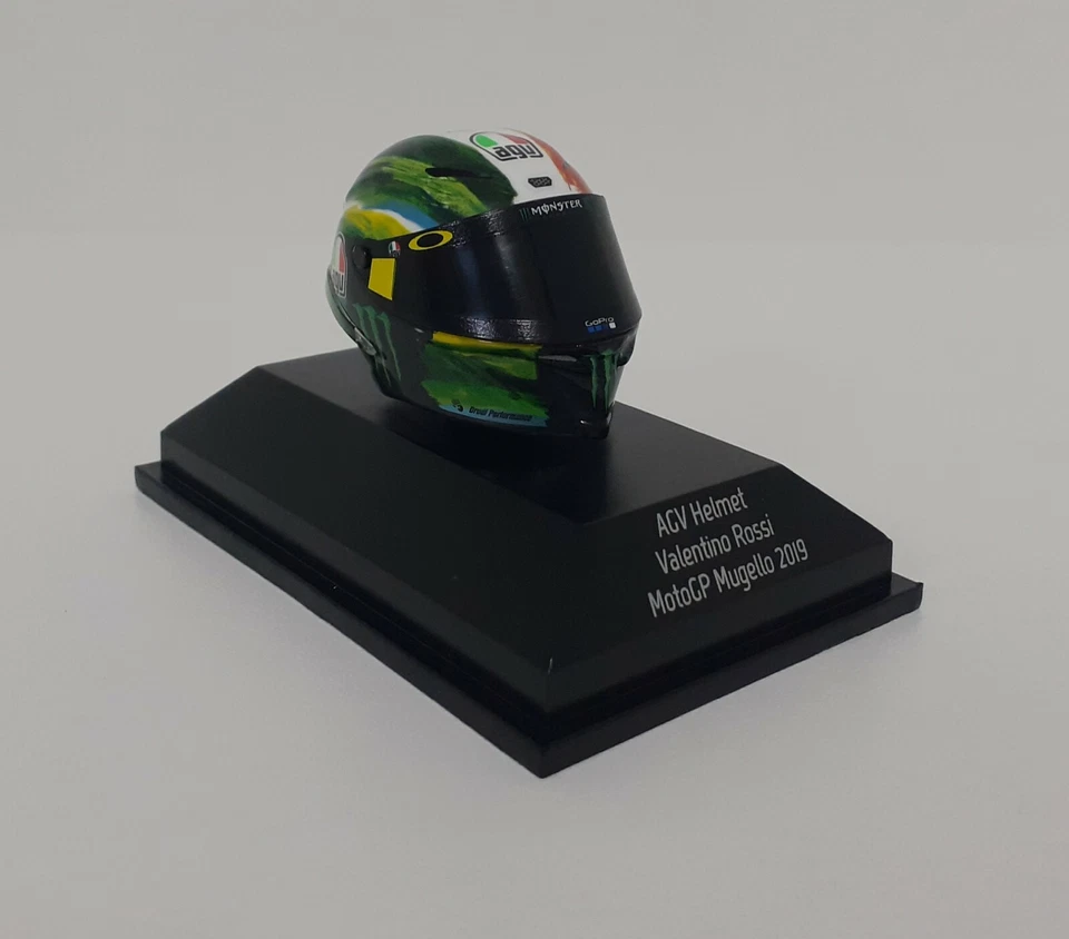 MODELLINO DIECAST CASCO MOTO AGV MINICHAMPS 1:8 VALENTINO ROSSI GP MUGELLO 2019 - Immagine 4 di 4