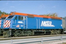 Metra 213 F40PHM-2, Chicago, Il, 10/94; Kodachrome Original