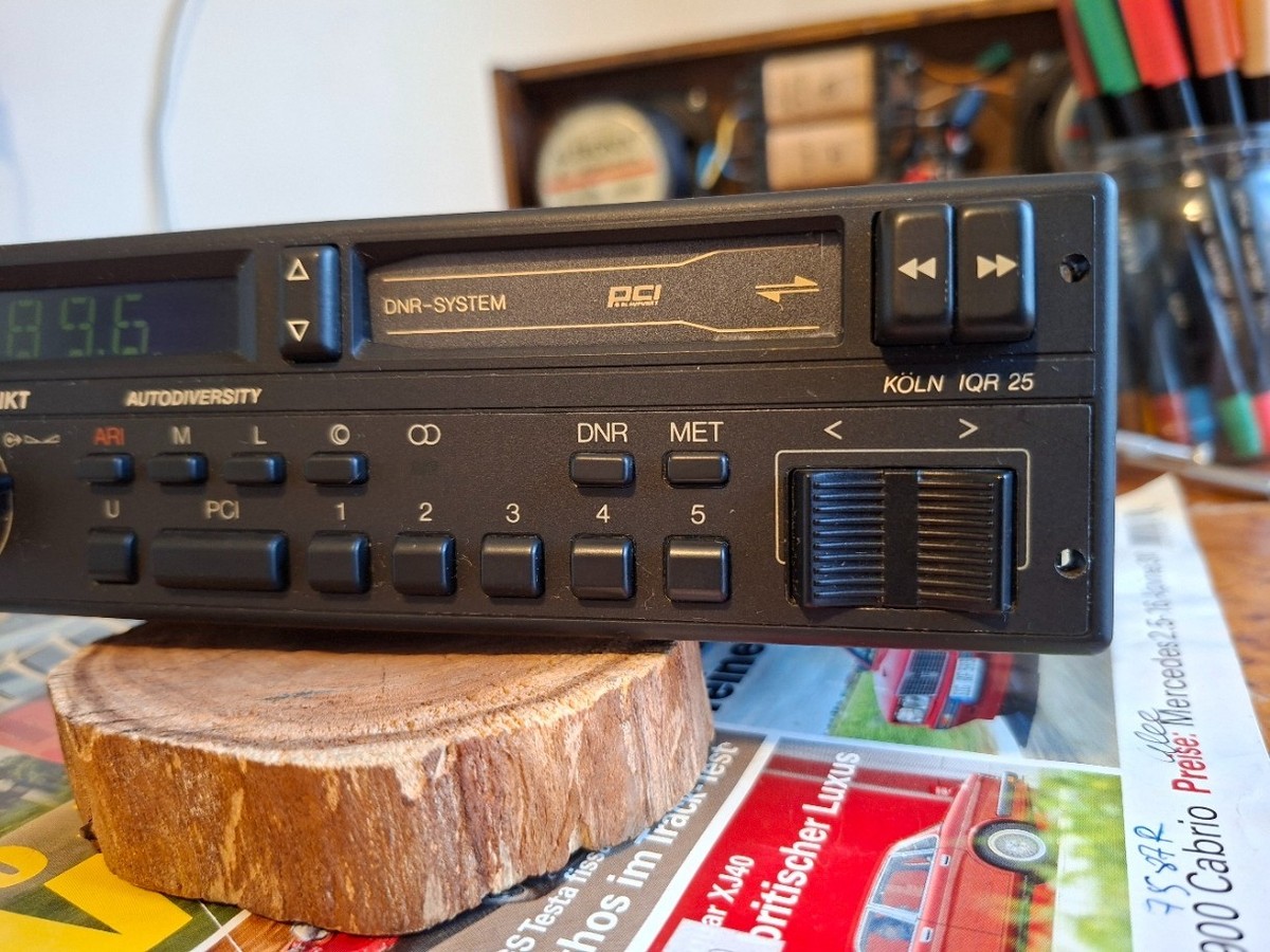 classic BLAUPUNKT KOLN IQR 25 car radio Porsche Jaguar VW