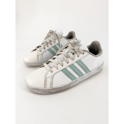 Adidas Cloudfoam Sneakers Women Size 10 White Mint Green F33888 Low Top