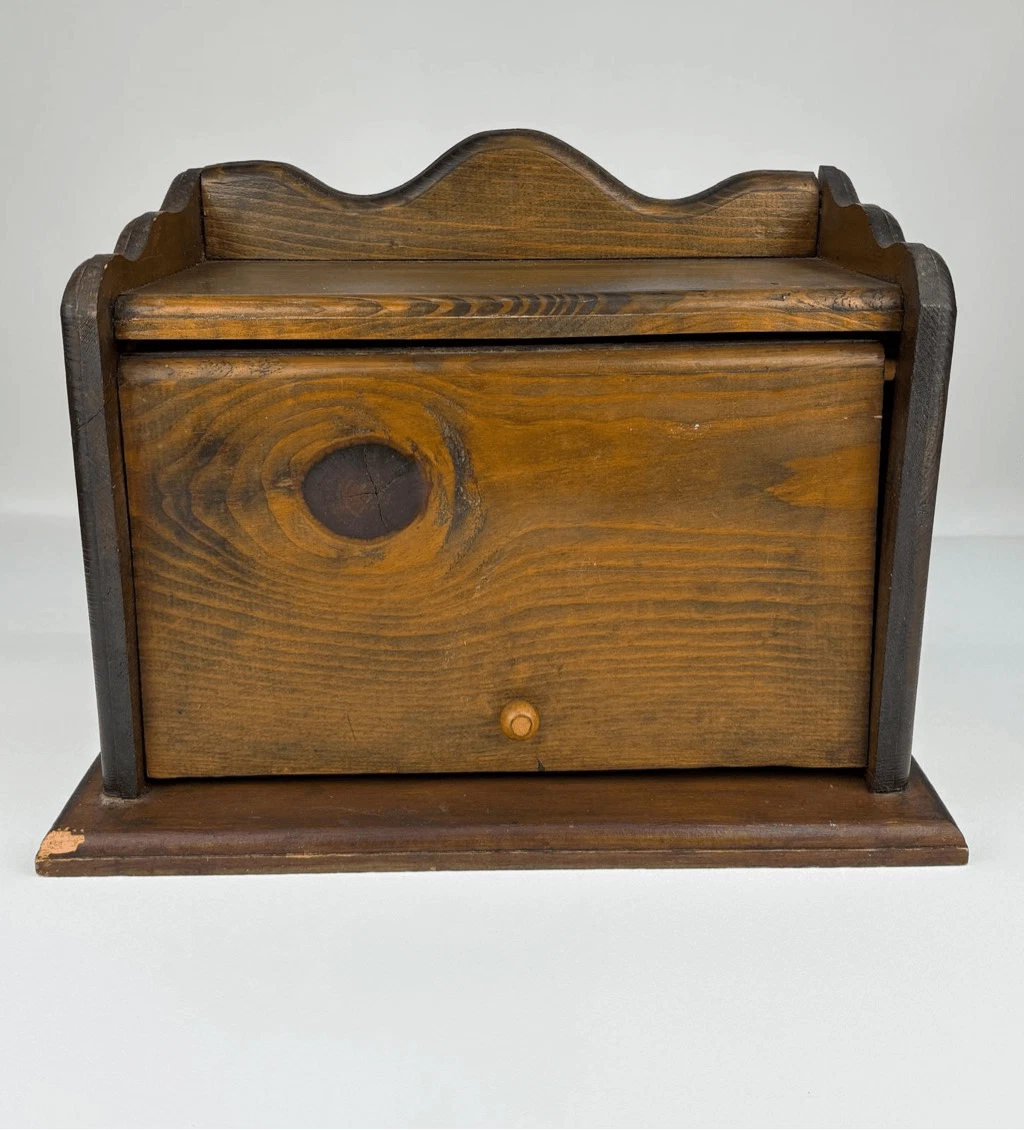 Vtg Hand Carved Wooden Bread Box Rustic Farmhouse Countertop Storage
Opens in a new window or tab