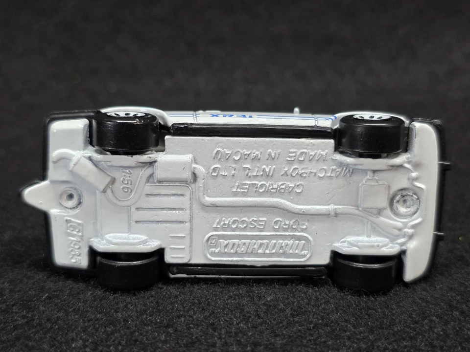 Matchbox Two Pack No. TP 115 Ford Escort Cabriolet and Boat with Trailer - Image 3 of 4