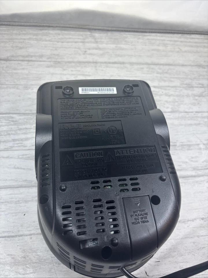 RCA RP5605-A CD AM/FM ALARM CLOCK LED DISPLAY RADIO TESTED WORKS - Image 4 of 4