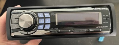 Alpine CDA-9885 CD Player In Dash Receiver