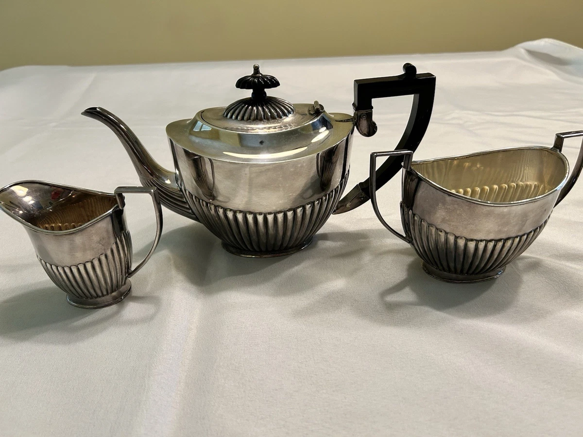 Sheffield 1900-1940 Antique US Silver-Plated Teapots, Coffee Pots