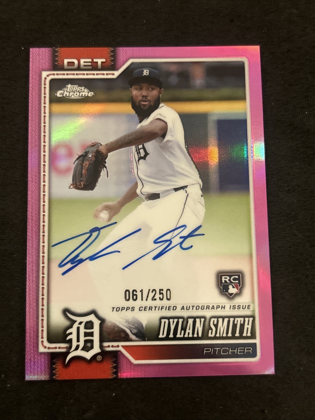 2026 Topps Chrome Baseball Dylan Smith Pink Auto /250 RC Tigers