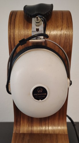 Vintage PIONEER SE-20A 8 Ohm Stereo Headphones