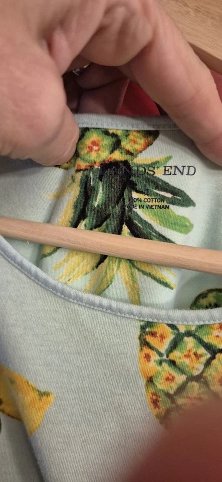 Vestido grande de verano con temática de frutas Lands End Childs. Solero escuela sandía usado en excelente estado Foto 2 de 3