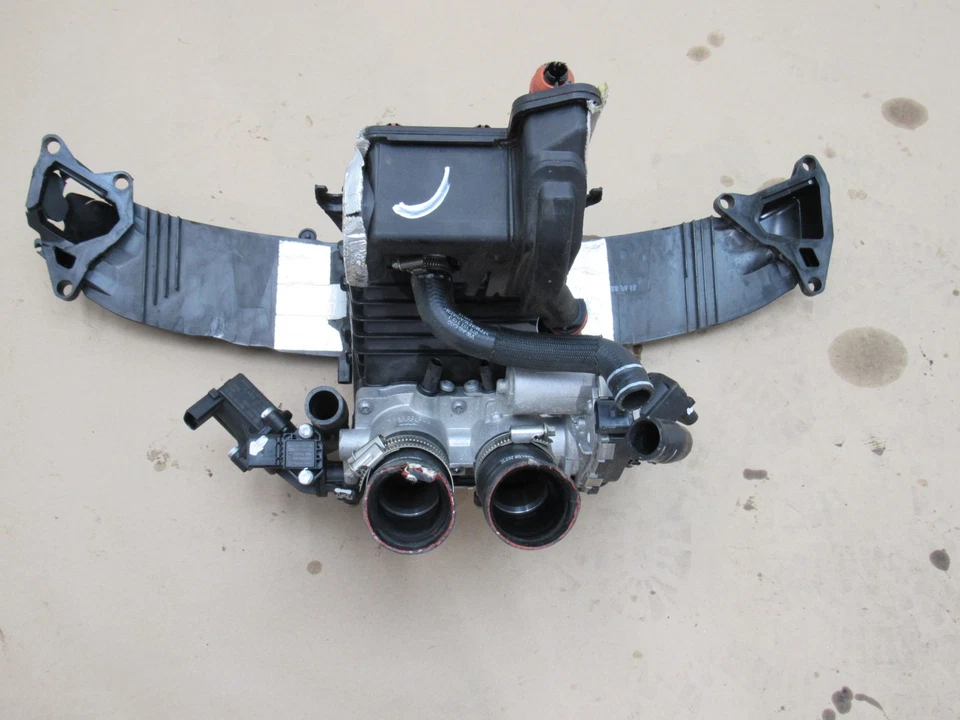 Conjunto de conducto de aire intercooler motor Audi RS7 C7 2016 4,0 L SOLO PIEZAS 12-18 * Foto 2 de 4