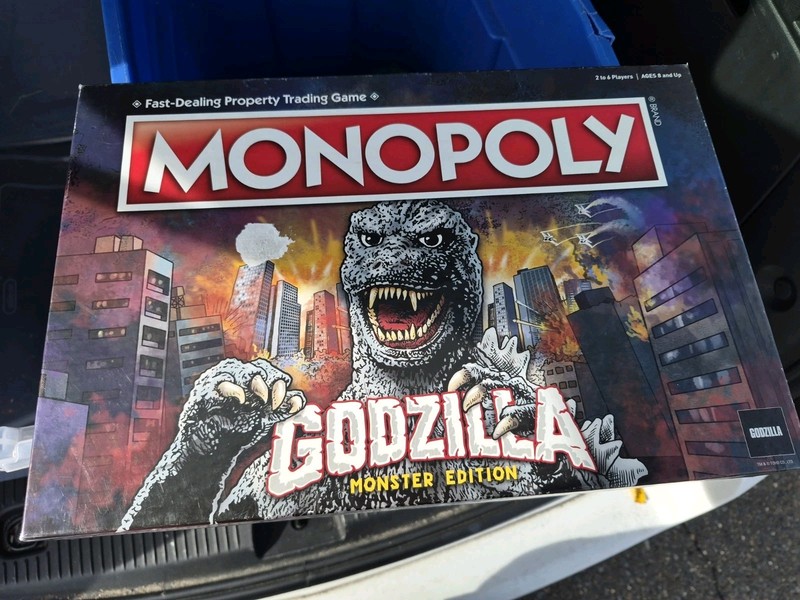 GODZILLA MONSTER EDITION MONOPOLY GAME Open Box NEW HASBRO BOARD, Paper Loss