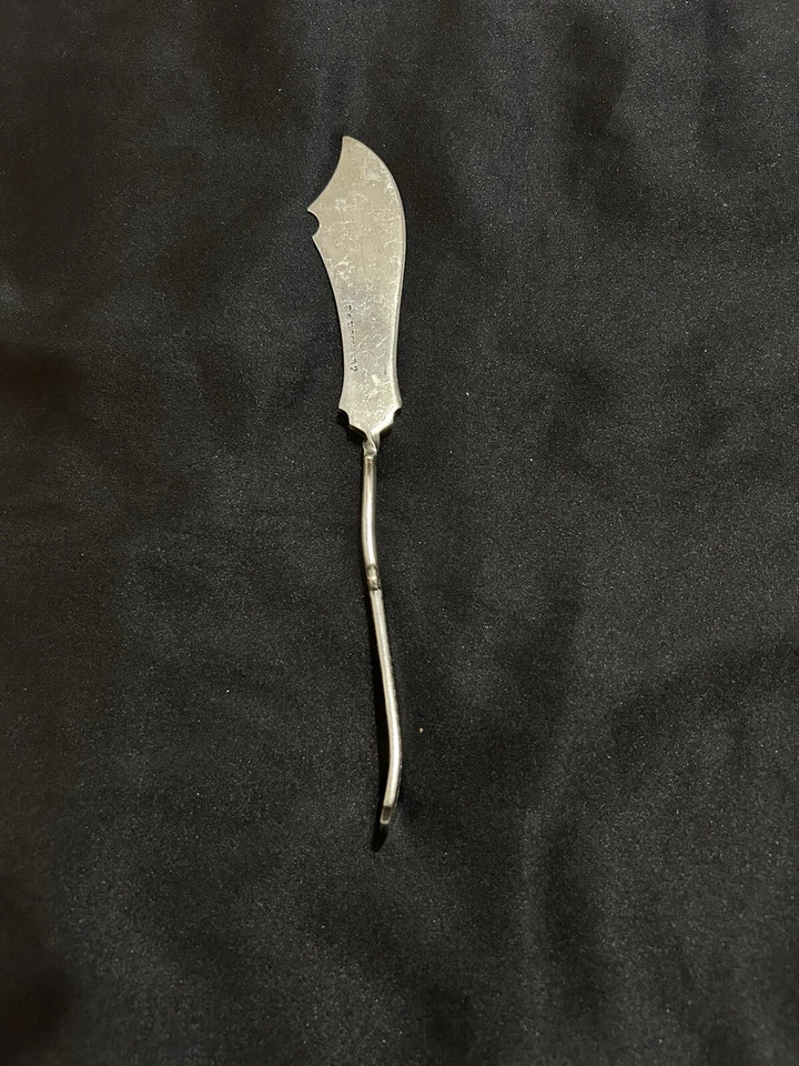 "Cuchillo de mantequilla Wm A Rogers Countess Master 7 1/8"" mango adornado con placa de plata" Foto 4 de 4
