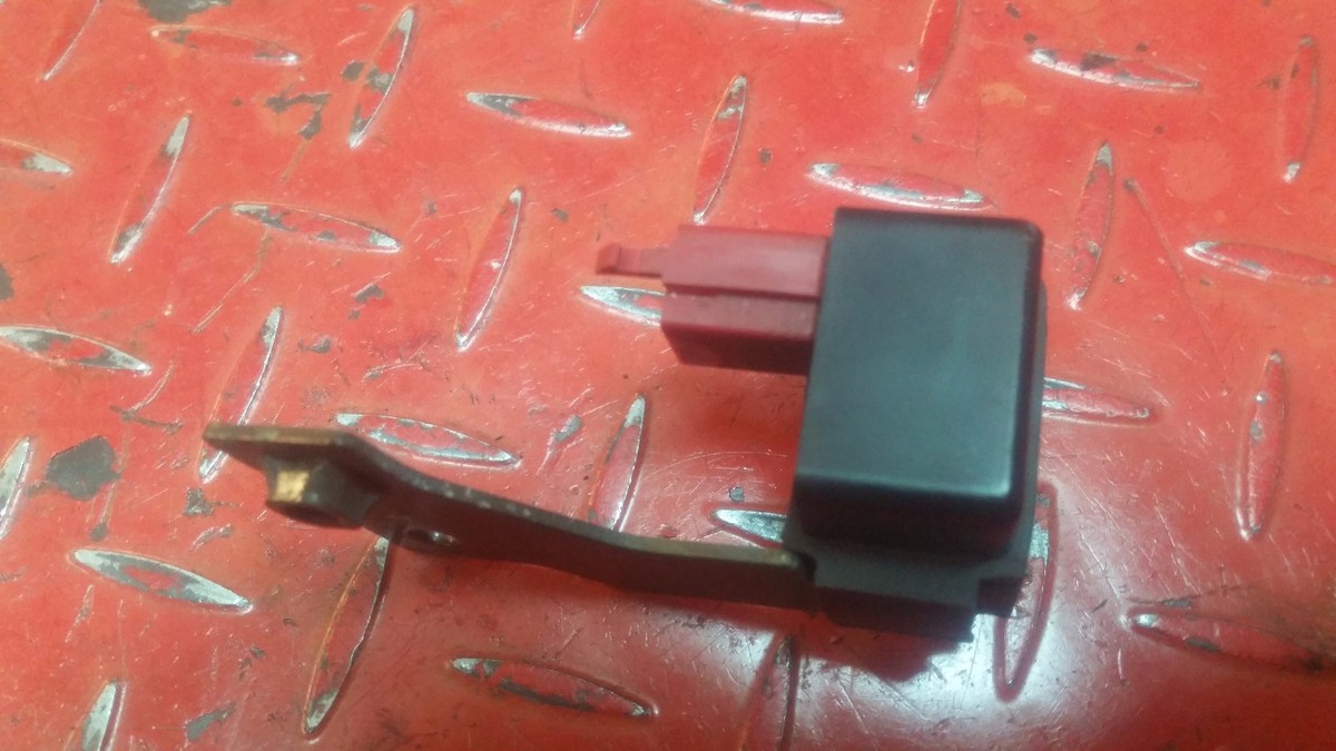 Starter Solenoid Carbman Fuel Pump Relay (27002-1065) - Compatible