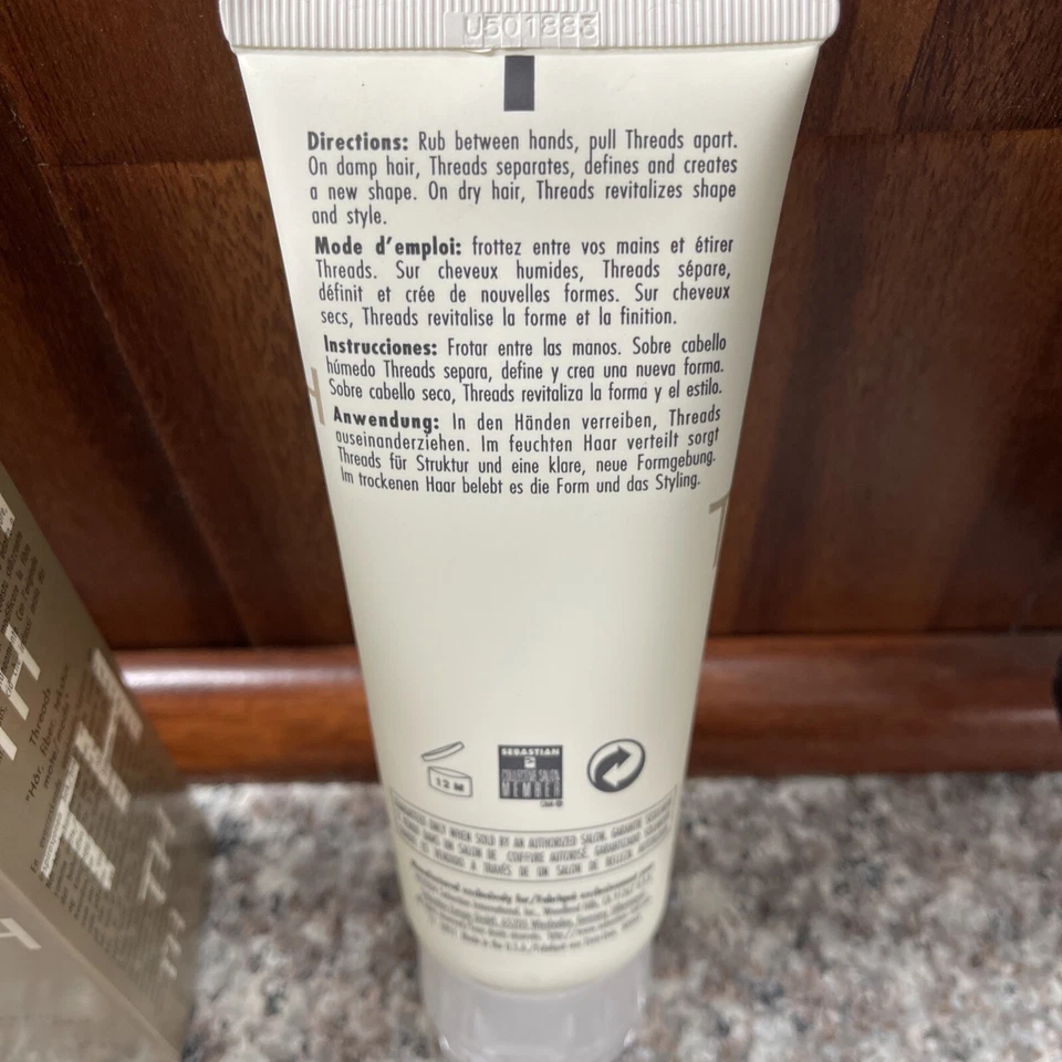 Crema de microfibra flexible SEBASTIAN Professional Original THREADS de 3,4 oz Foto 4 de 4