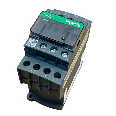 LC1D098BL SCHNEIDER CONTACTOR 4PST-NO, 20 A, Coil 24VDC, 690VAC,