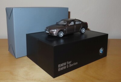 1/43 2003 BMW 5-series E60 Kyosho brown dealer diecast model car