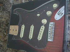 FENDER PRE-WIRED STRATOCASTER ORIGINAL 57/62 SSS TORTOISE PICKGUARD 099-2345-500