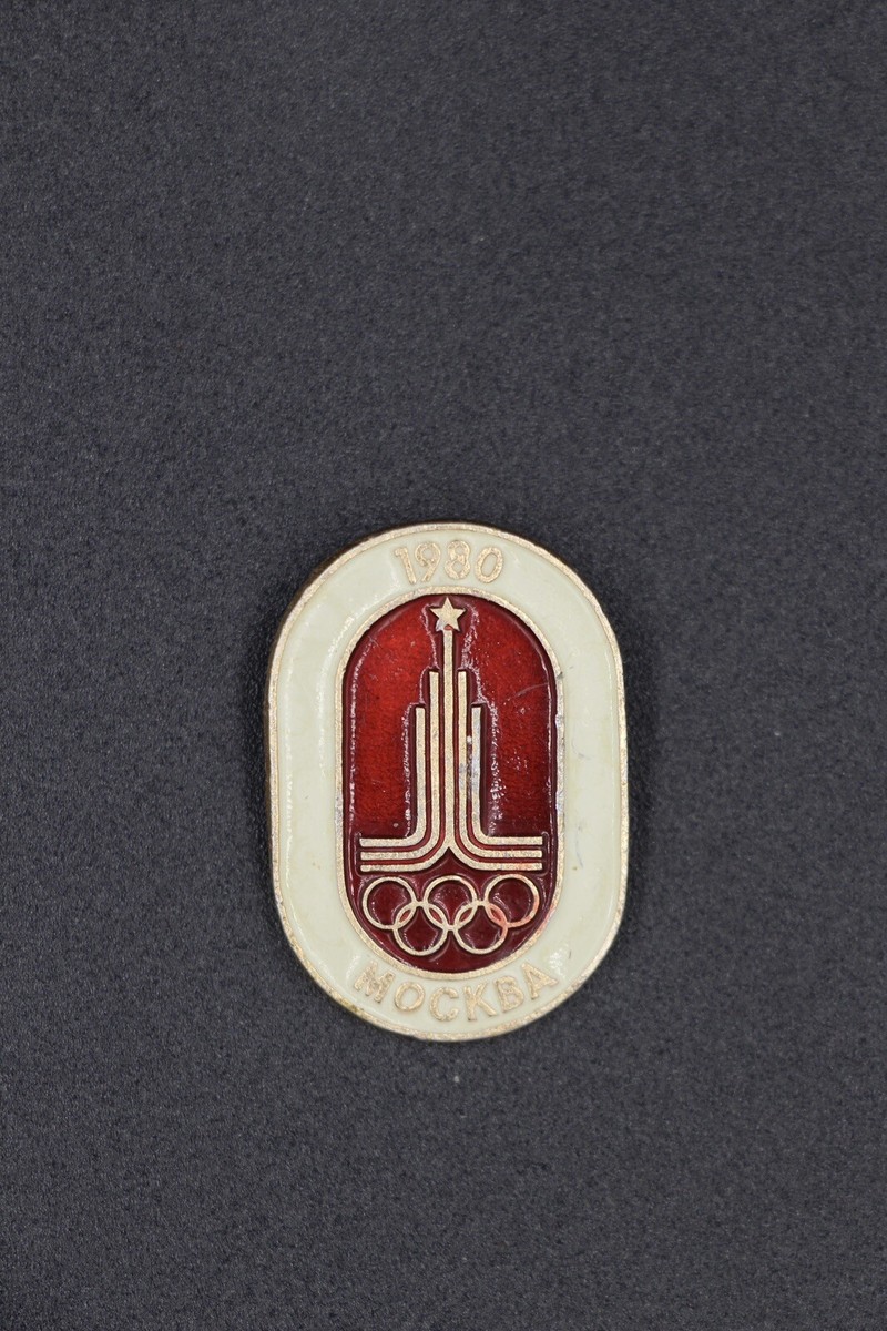INSIGNE EPINGLETTE DRAGO PARIS A 521 BAR BASE AERIENNE De ROCHEFORT Militaria 116283 INSIGNE EPINGLETTE DRAGO PARIS A 521 BAR BASE AERIENNE De ROCHEFORT Militaria 116283