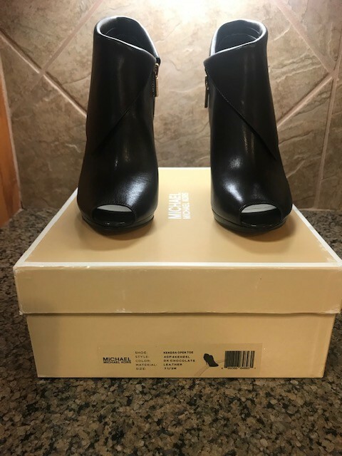 kendra bootie michael kors