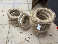 20 Straw Wreath Bases  10 Inch Christmas Wreath