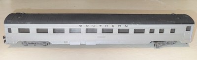 HO Scale Con-Cor Southern Passenger Coach  C53092