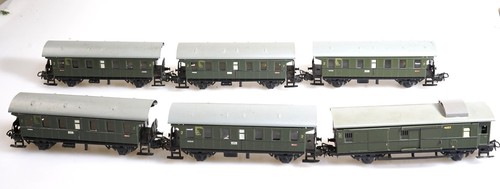 (0530) Märklin H0 6 Wagen 5 Personenwagen 4002 + 1 Gepäckwagen 4003 | Condition: Gebraucht