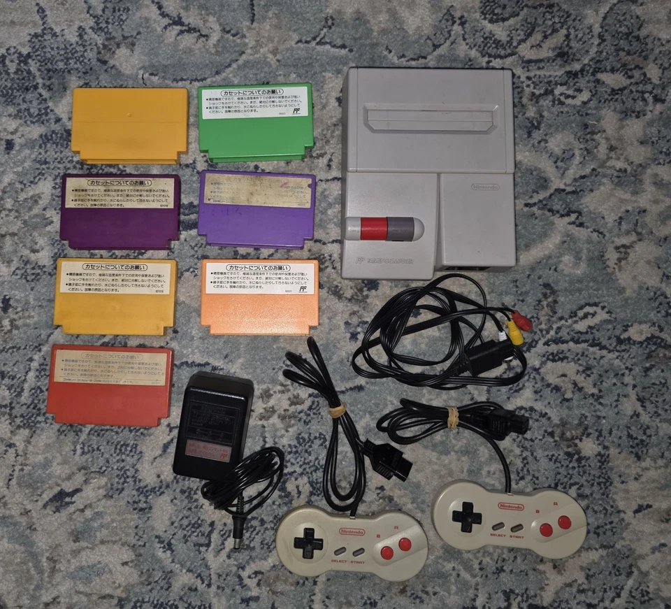 Nintendo Famicom AV Console, 2 Controllers,  7 Games. Nintendo NES. Tested. - Image 2 of 4
