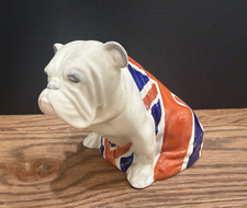 ROYAL DOULTON BULLDOG DRAPED IN UNION JACK D5...