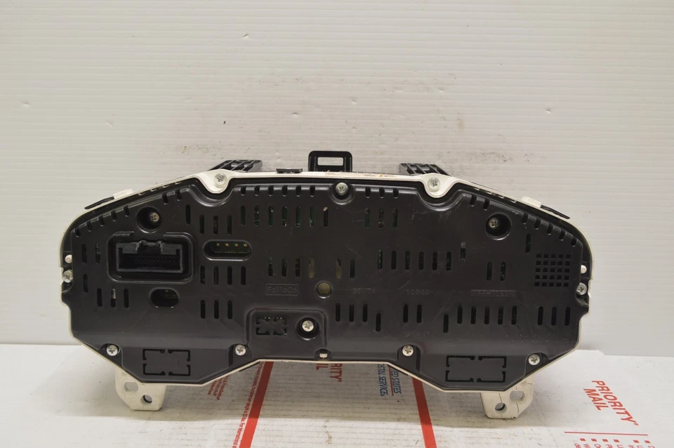 Cuadro de instrumentos velocímetro Ford Fusion 2013-2016 110 k millas R7 040 Foto 2 de 4