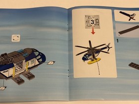 LEGO City 60067 Swamp Police Helicopter Pursuit 100% Complete 3 Minifigs Manuals