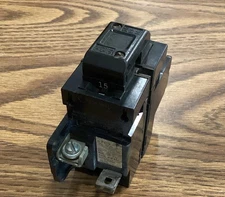 PUSHMATIC ITE P215 2- POLE 15 Amp CIRCUIT BREAKER Used (Missing Screw)