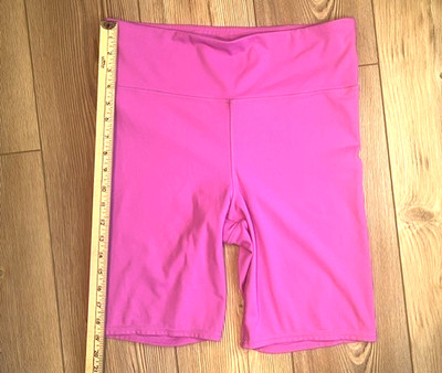 GapFit Studio Sky High Bike Short Budding Lilac Women's Size Large