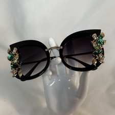 Cat eye sunglasses Jeweled Gloss black frame Black lenses, shades Optic Sunnies