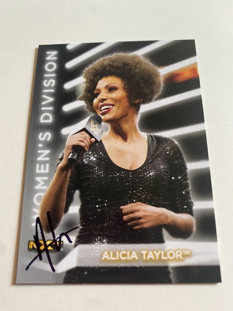 Alicia Taylor WWE Signed 2021 Topps Womens Division Roster Card # R-26