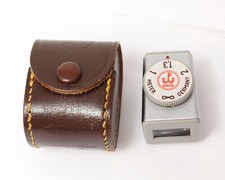 WATA Aufstecksucher, Sucher,  Viewfinder. Mit Leder Etui.  N.375