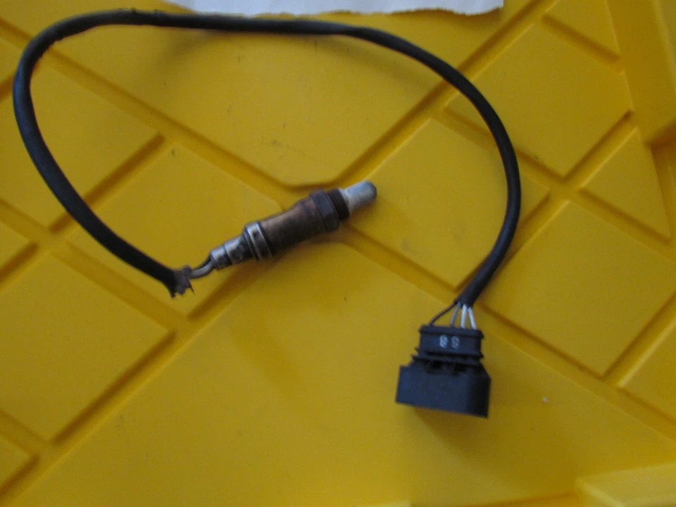 Датчик кислорода Audi A4 037906265 подходит для VW Audi A4 - Изображение 2 из 3